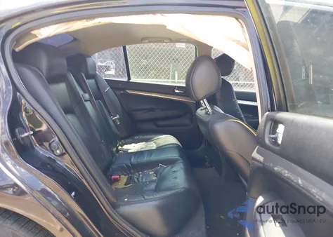 2012 Infiniti G37 Journey z USA, uszkodzony, nr VIN JN1CV6APXCM622005